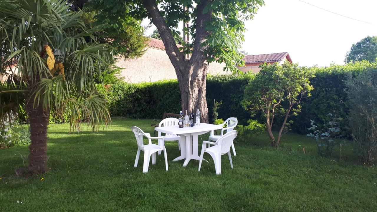 Jazz Et Vacances Monlezun Exteriér fotografie